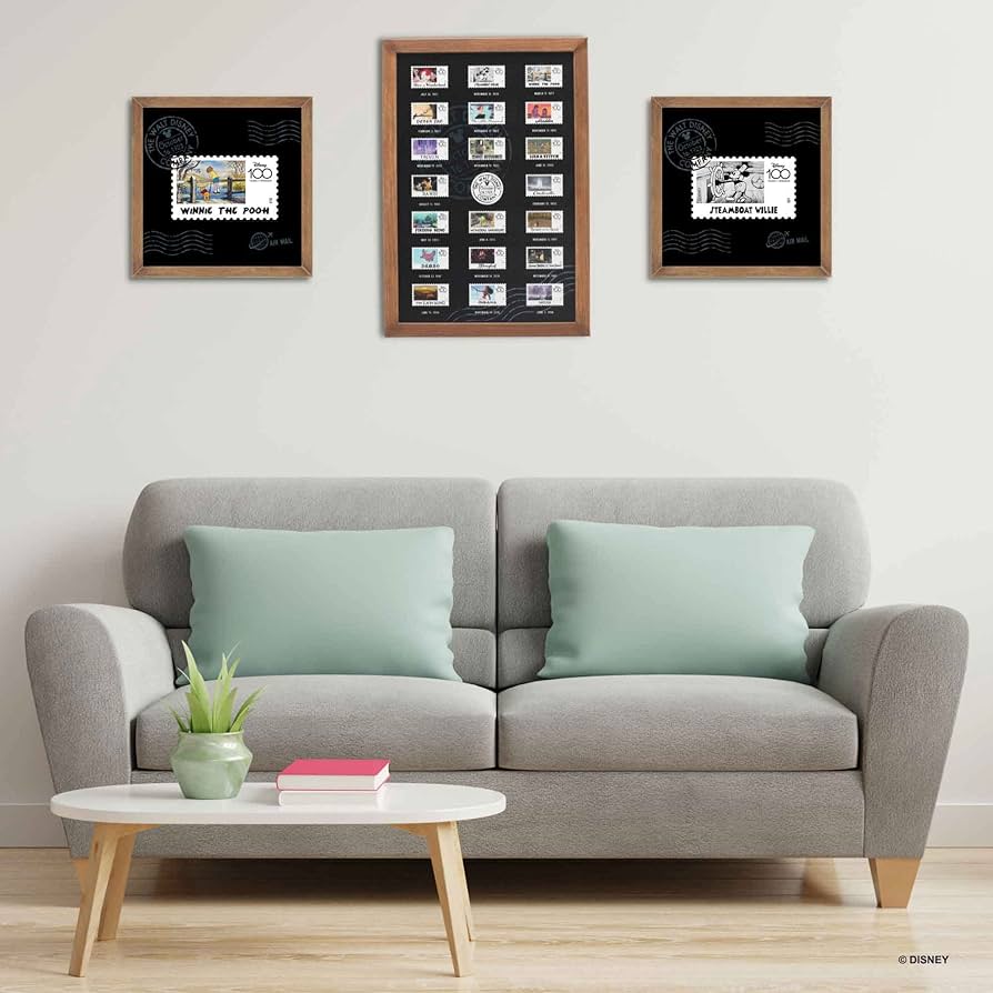 DISNY ART PLAQUE 4点と専用イーゼル Amazon.com: Disney Collector Replica Stamps Framed Wood Wall